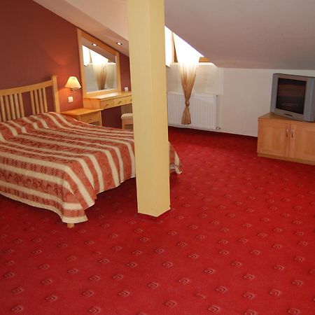 Complex Brashlyan Hotel Tryavna Bagian luar foto