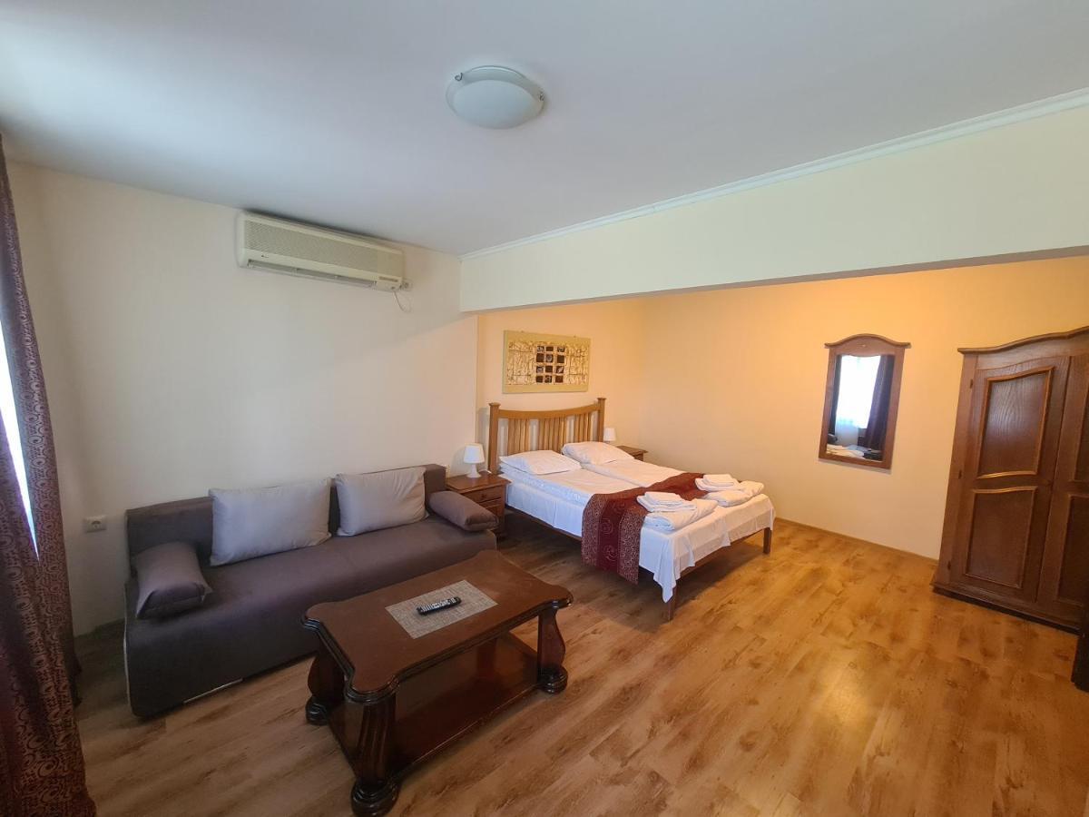 Complex Brashlyan Hotel Tryavna Bagian luar foto