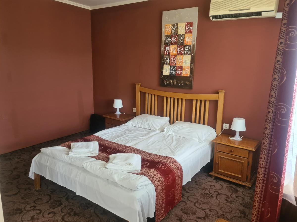 Complex Brashlyan Hotel Tryavna Bagian luar foto