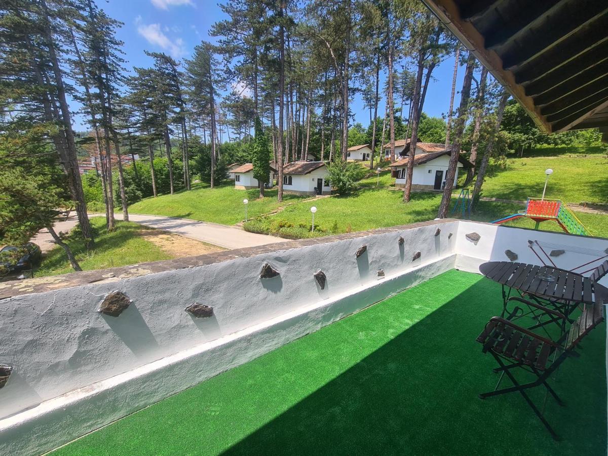 Complex Brashlyan Hotel Tryavna Bagian luar foto
