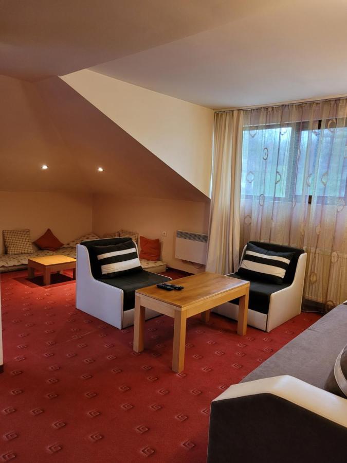 Complex Brashlyan Hotel Tryavna Bagian luar foto