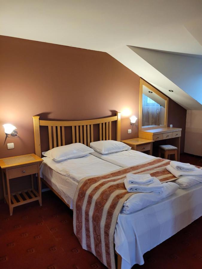 Complex Brashlyan Hotel Tryavna Bagian luar foto