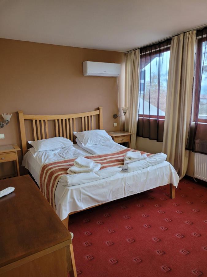 Complex Brashlyan Hotel Tryavna Bagian luar foto