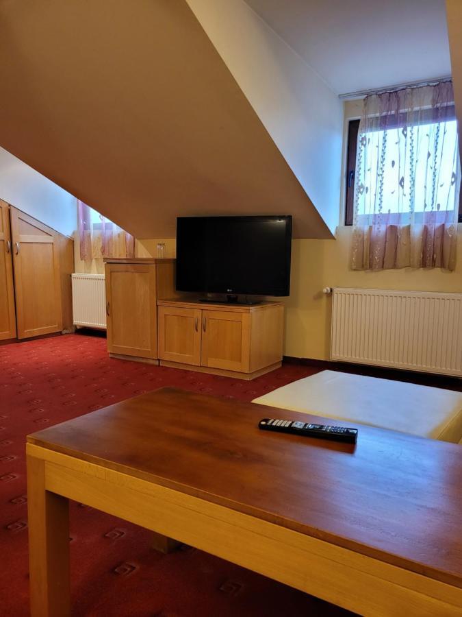 Complex Brashlyan Hotel Tryavna Bagian luar foto